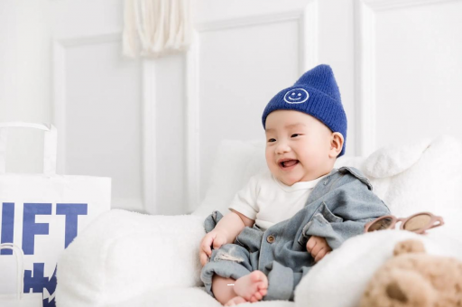 项城宝宝眼睛红红的 项城宝宝眼睛红红的